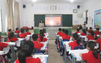 【延伸服务】“书香绘梦，爱心传递”“六一”儿童节主题活动
